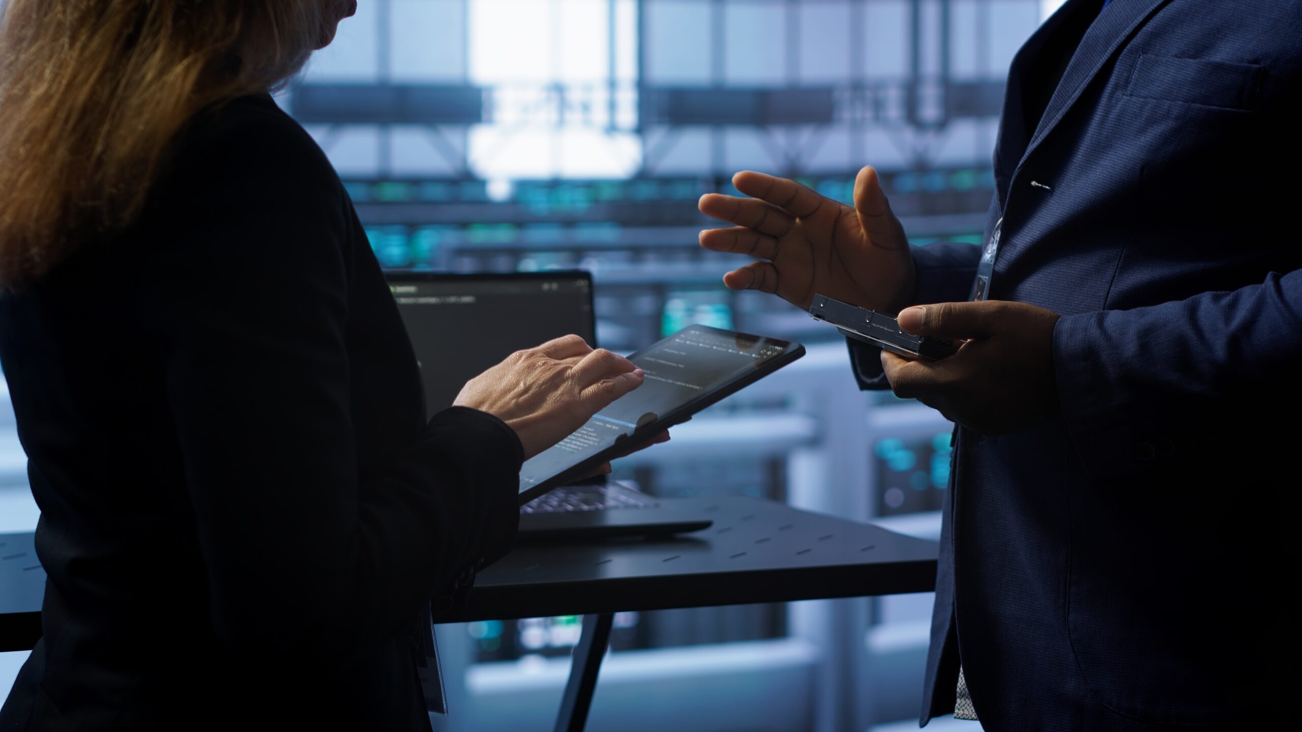 Navigating Complex Reporting with Technical Advisory
